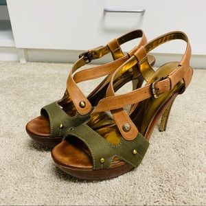Guess green canvas and tan leather heels
